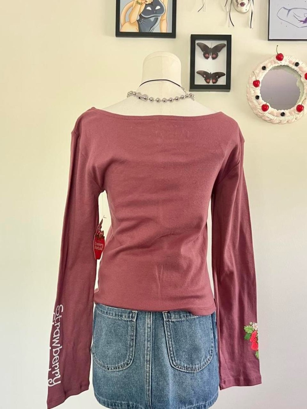 Women’s Long Sleeve Strawberry Shortcake Tee - Picture 5 of 7